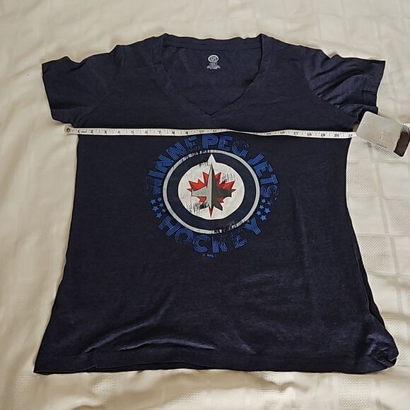 NHL Women's Hockey Winnipeg Jets  Logo Short Sleeves T-Shirt - Picture 10 of 16